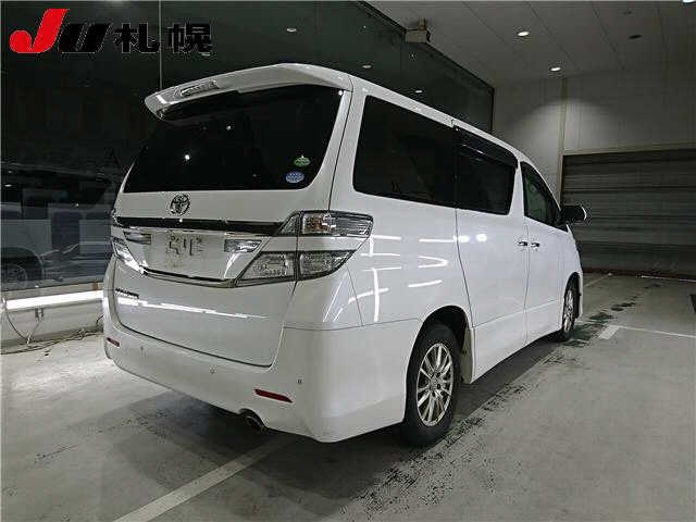 TOYOTA VELLFIRE 2014