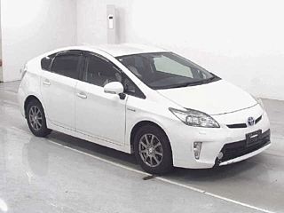 TOYOTA PRIUS 2014