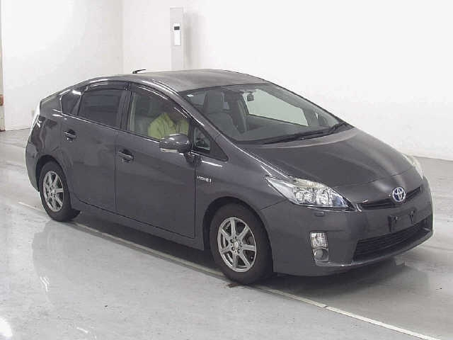 TOYOTA PRIUS 2011