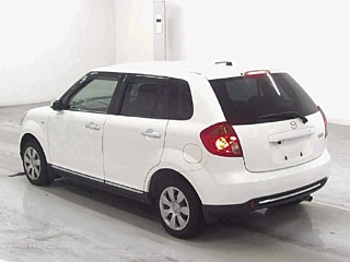 MAZDA VERISA 2013