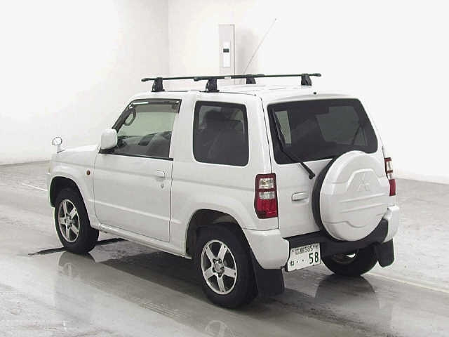 MITSUBISHI PAJERO MINI 2012