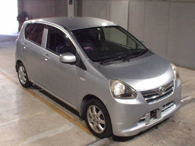 DAIHATSU MIRA E S 2013