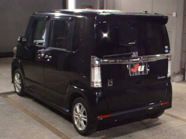 HONDA N BOX 2011