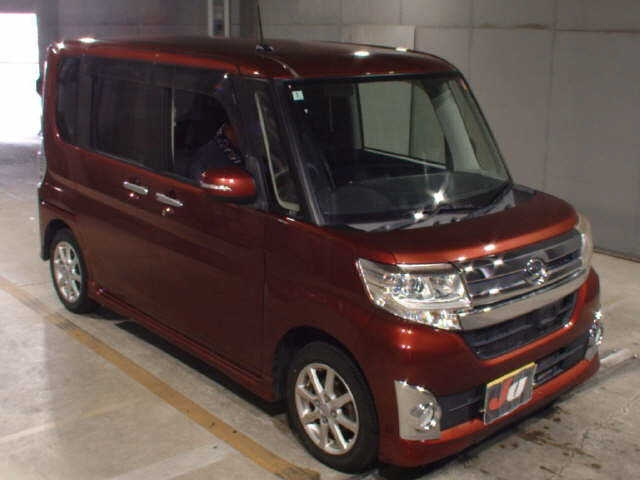 DAIHATSU TANTO 2014