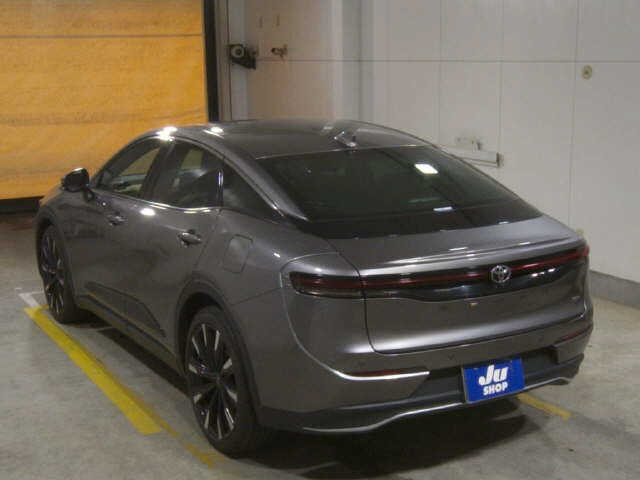 TOYOTA CROWN CROSSOVER 2023