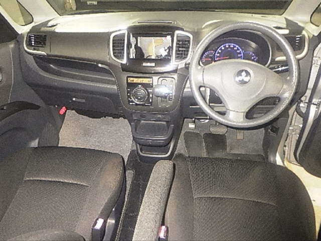 MITSUBISHI DELICA D2 2013