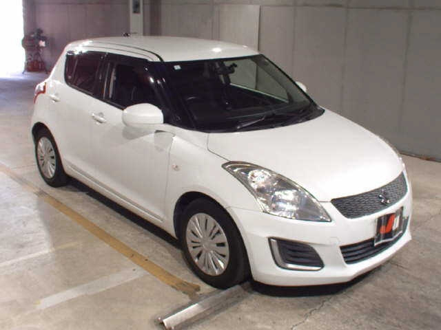 SUZUKI SWIFT 2015