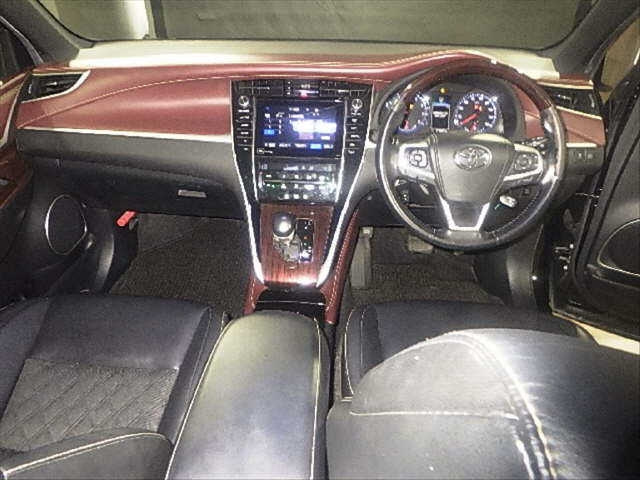 TOYOTA HARRIER 2017