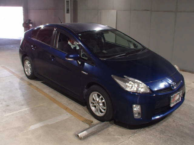 TOYOTA PRIUS 2011