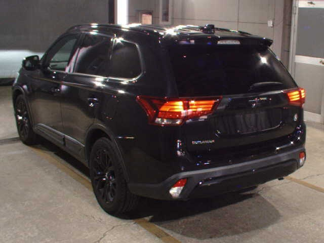 MITSUBISHI OUTLANDER 2019