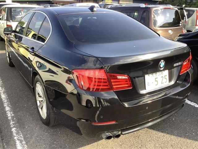 BMW 5 SERIES 2013