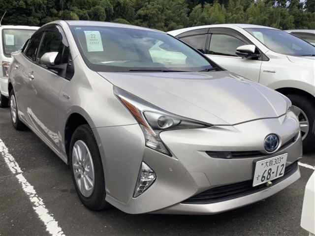TOYOTA PRIUS 2017