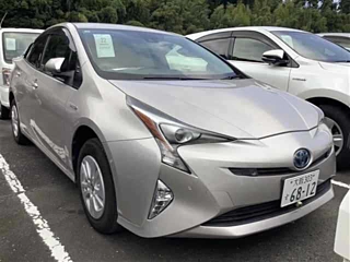 TOYOTA PRIUS 2017