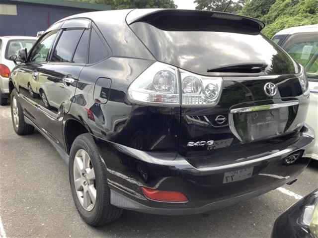 TOYOTA HARRIER 2011