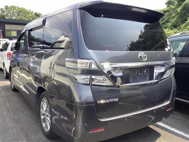 TOYOTA VELLFIRE 2010