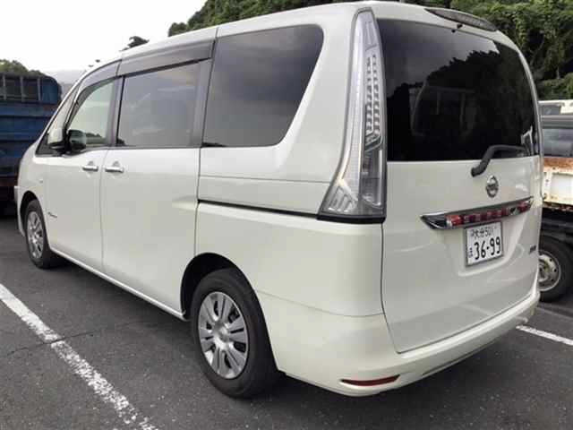 NISSAN SERENA 2013
