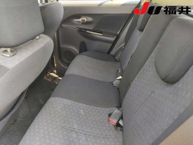 TOYOTA IST 2008