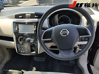 NISSAN DAYZ 2015