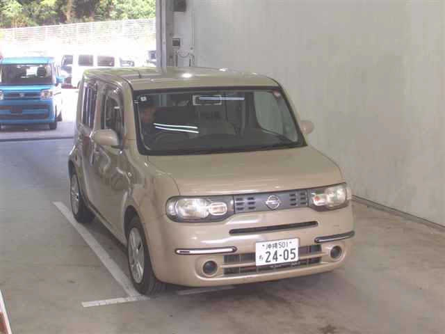 NISSAN CUBE 2010