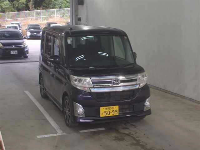 DAIHATSU TANTO 2014