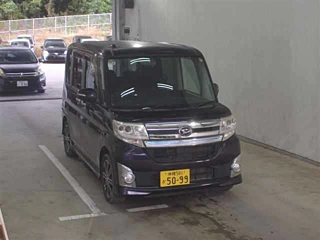 DAIHATSU TANTO 2014