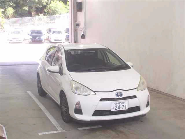 TOYOTA AQUA 2012