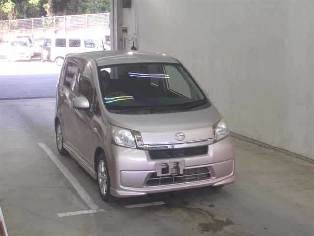 DAIHATSU MOVE 2014