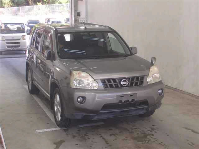 NISSAN X-TRAIL 2010