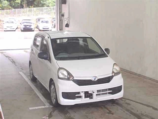 DAIHATSU MIRA E S 2016