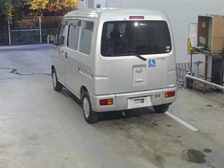Заказать DAIHATSU HIJET VAN