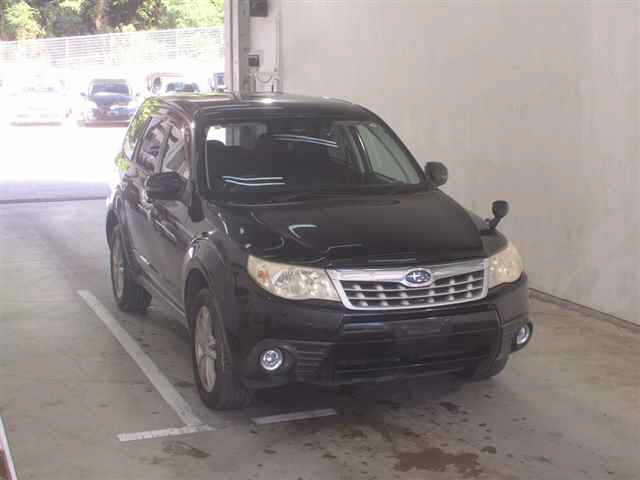 SUBARU FORESTER 2011