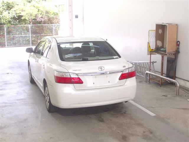 TOYOTA PREMIO 2008