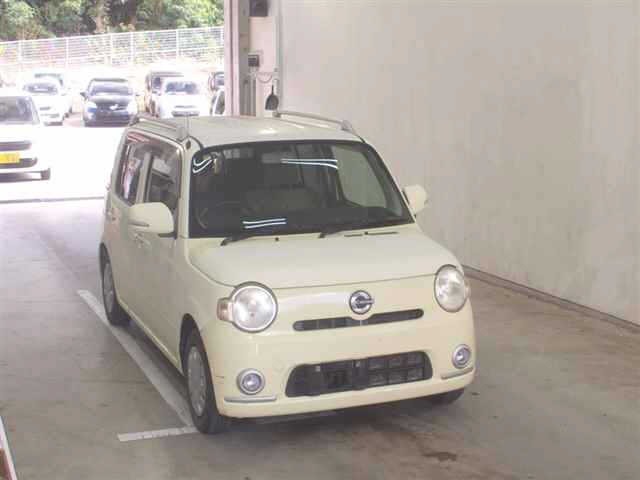 DAIHATSU MIRA 2010