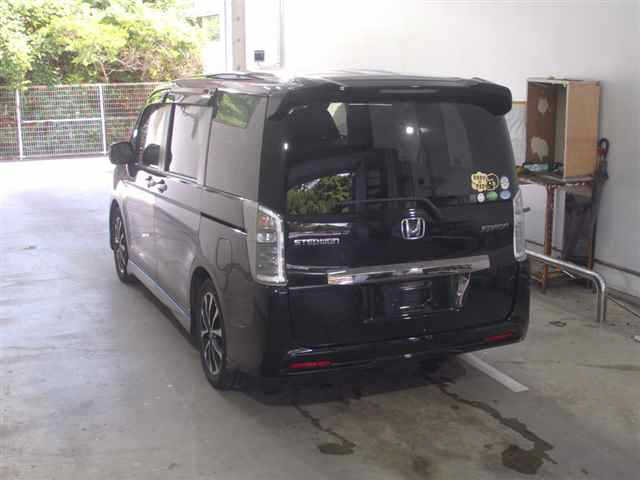 HONDA STEP WAGON 2012