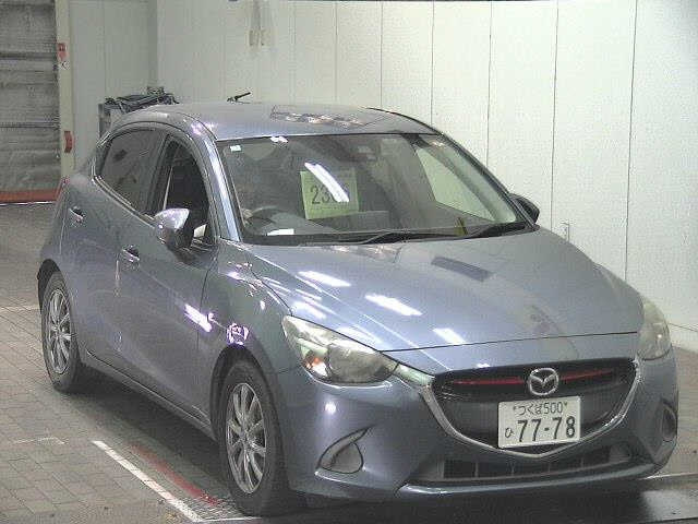 MAZDA DEMIO 2015