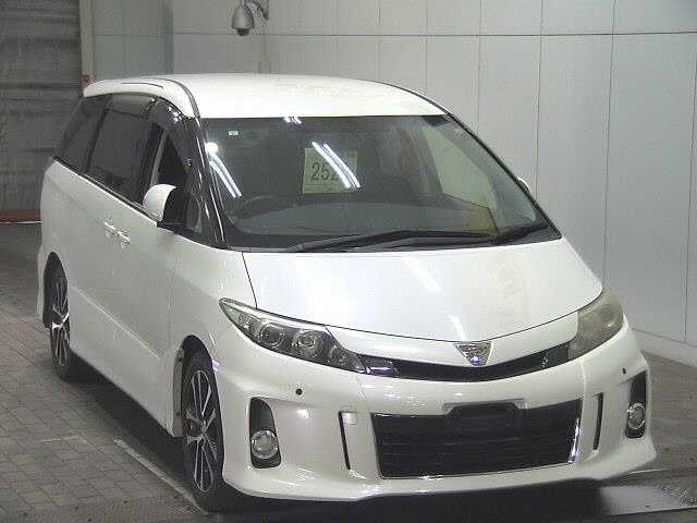 TOYOTA ESTIMA 2013