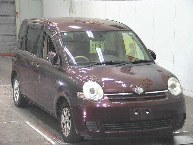 TOYOTA SIENTA 2014