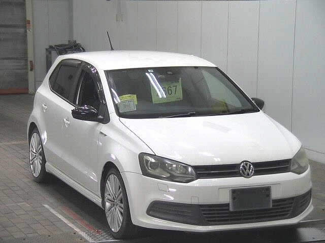 VOLKSWAGEN POLO 2013