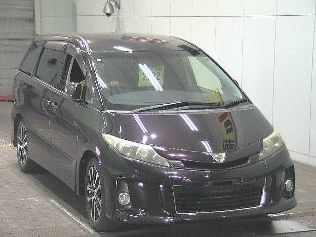 TOYOTA ESTIMA 2013