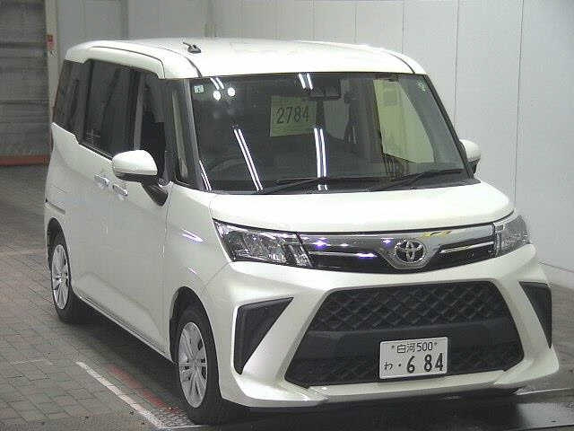 TOYOTA ROOMY 2022