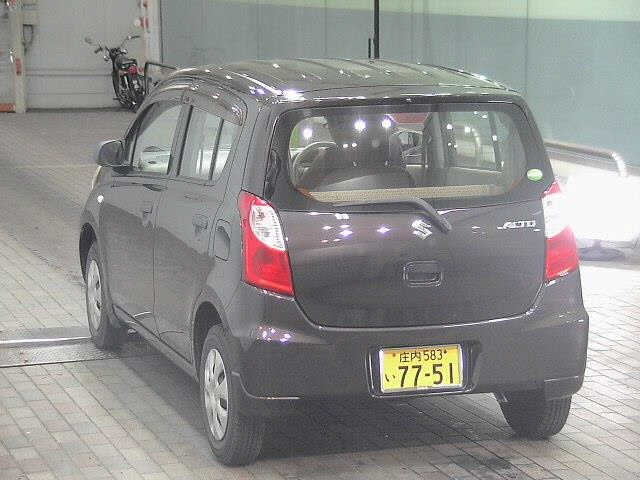 SUZUKI ALTO 2013