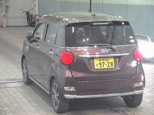DAIHATSU CAST 2015