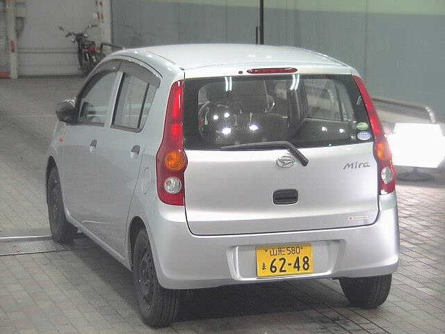 DAIHATSU MIRA 2016
