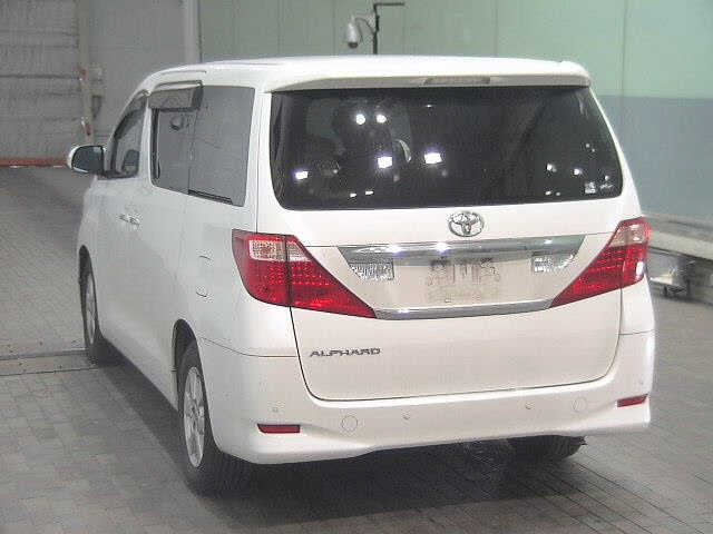 TOYOTA ALPHARD 2009