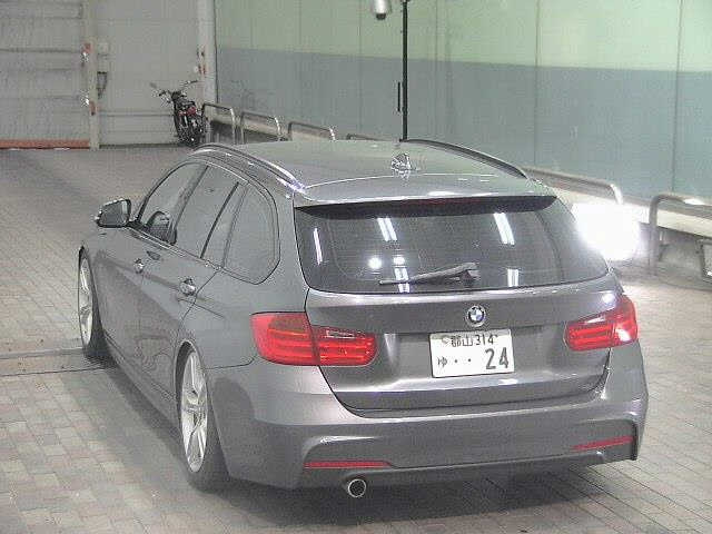 BMW 3 SERIES 2013