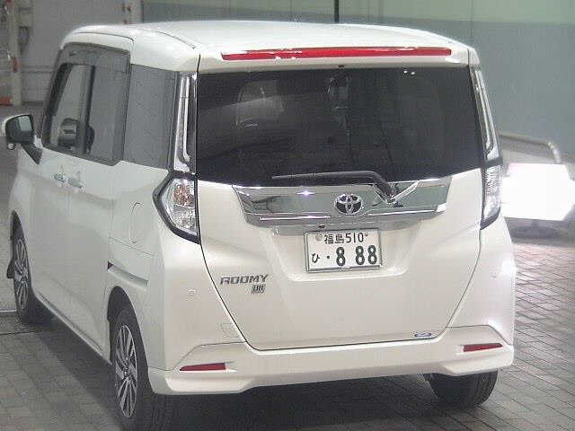 TOYOTA ROOMY 2022