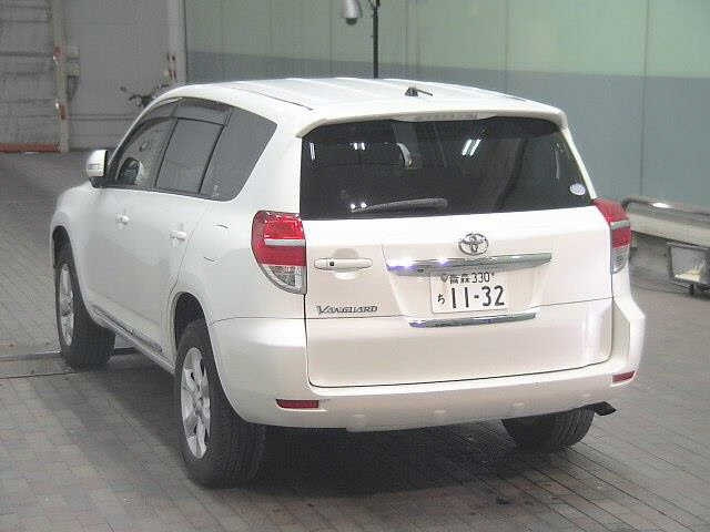 TOYOTA VANGUARD 2013