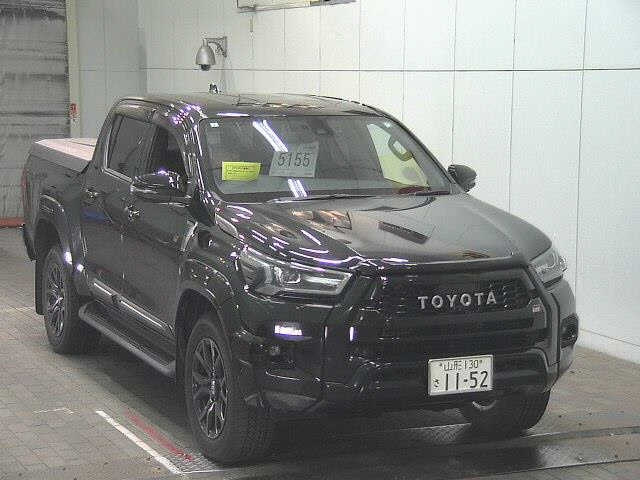 TOYOTA HILUX 2023