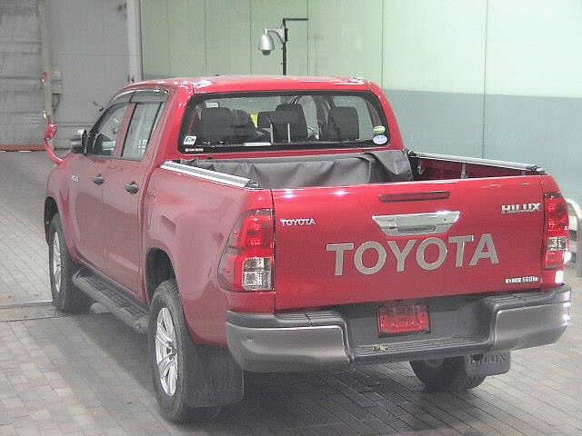 TOYOTA HILUX 2020