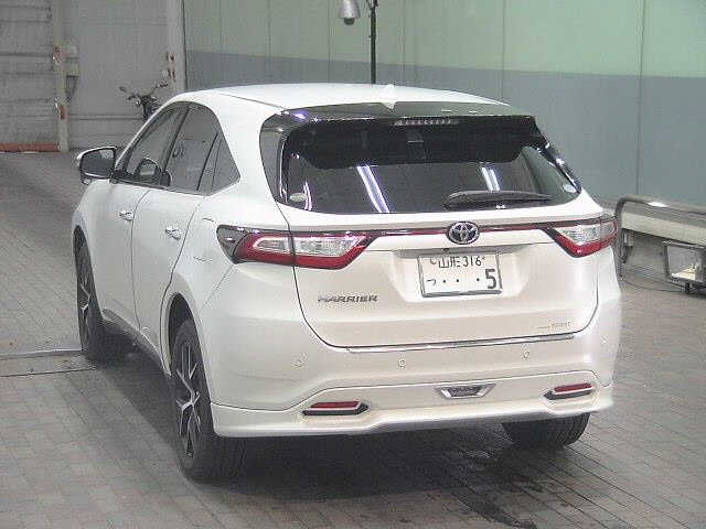 TOYOTA HARRIER 2019